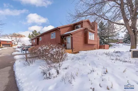 4724 Primrose Pl, Rapid City, SD 57702 photo 1