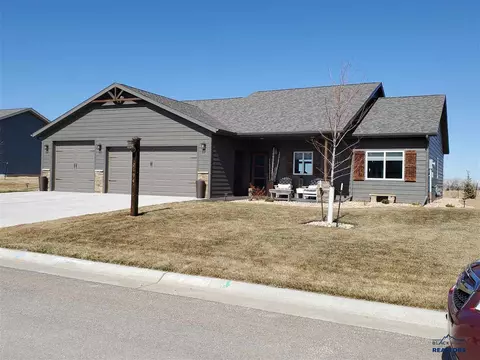 4009 Pintlar Ave, Spearfish, SD 57783 photo 1