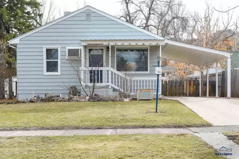 1020 N 7th St, Spearfish, SD 57783 photo 1