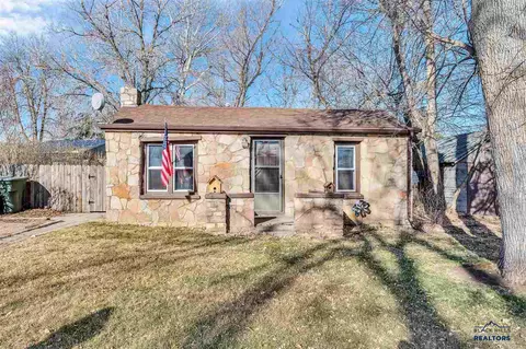 1839 Pine St, Sturgis, SD 57785 photo 1