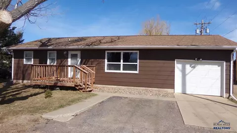 110 5th St, Newell, SD 57760 photo 1