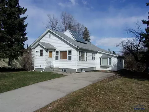 1430 Pine St, Sturgis, SD 57785 photo 1