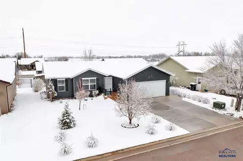 1934 Adirondack St, Spearfish, SD 57783 photo 1