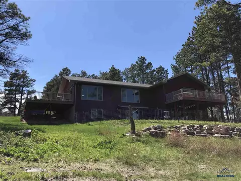 140 Pine Needle Dr, Spearfish, SD 57783 photo 1