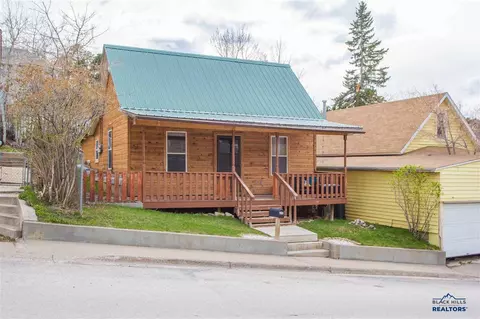 313 Mill St, Lead, SD 57754 photo 1