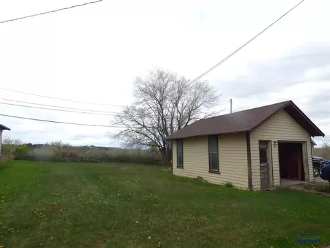 1016 5th Ave, Belle Fourche, SD 57717 photo 21