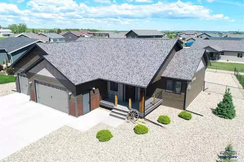 1838 Russell St, Spearfish, SD 57783 photo 5