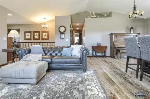1838 Russell St, Spearfish, SD 57783 photo 14
