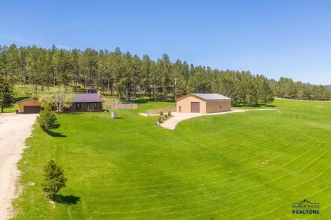 923 Park Ave #PARK-LIKE SETTING!, Custer, SD 57730 photo 1