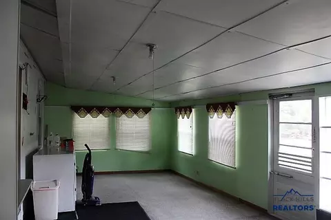 503 H St, Edgemont, SD 57735 photo 7