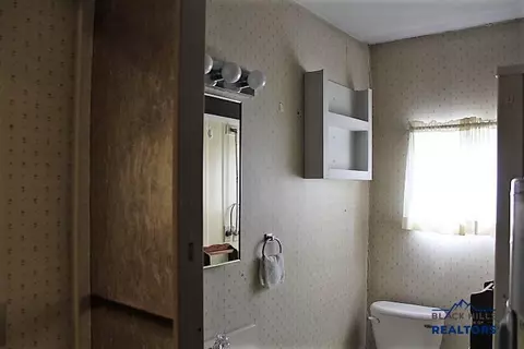 503 H St, Edgemont, SD 57735 photo 14