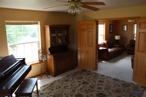 1311 Stanley St, Belle Fourche, SD 57717 photo 13
