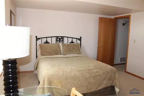 1311 Stanley St, Belle Fourche, SD 57717 photo 26