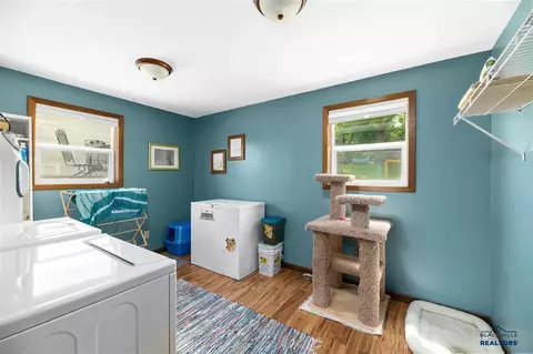 1213 9th St, Sturgis, SD 57785 photo 11