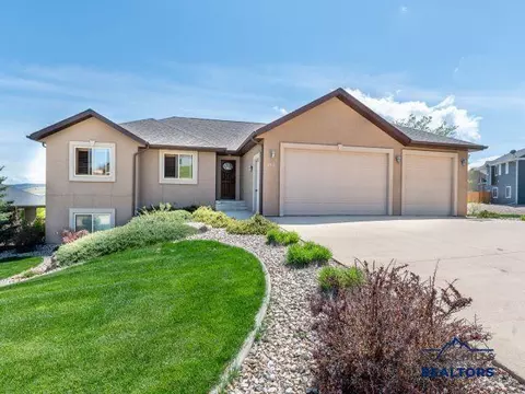 2501 Chokecherry Cir, Spearfish, SD 57783 photo 1