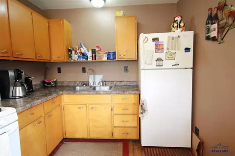 2113 Colorado Dr, Sturgis, SD 57785 photo 5