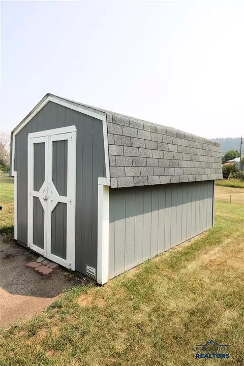 2113 Colorado Dr, Sturgis, SD 57785 photo 18