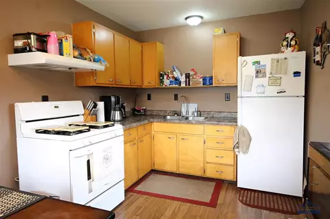 2113 Colorado Dr, Sturgis, SD 57785 photo 4
