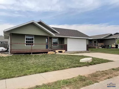1905 River View Cir, Spearfish, SD 57783 photo 2