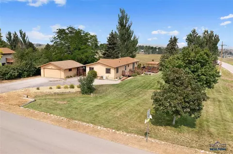 310 Willow Dr, Spearfish, SD 57783 photo 2