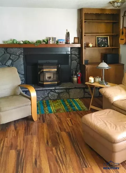 544 Maple St #NICE QUIET TOWN!, Oelrichs, SD 57763 photo 14