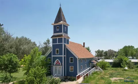 205 Main St, Buffalo Gap, SD 57722 photo 2
