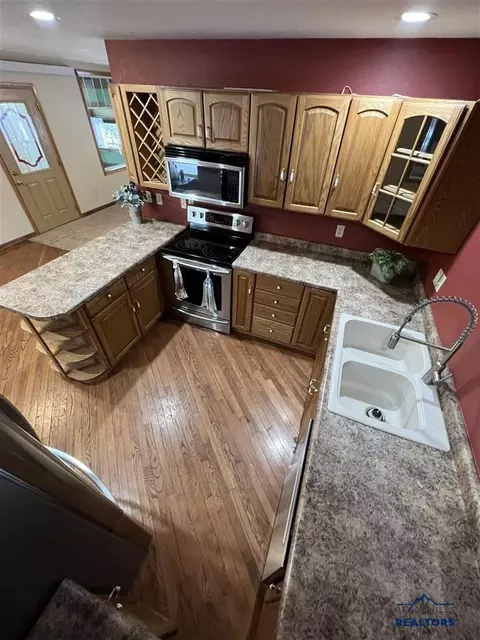 821 Arthur St, Whitewood, SD 57793 photo 9