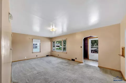 105 3rd St, Lead, SD 57754 photo 7