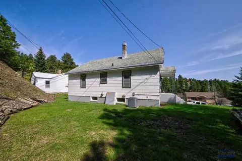 105 3rd St, Lead, SD 57754 photo 3