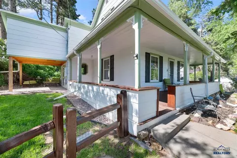 634 Washington, Lead, SD 57754 photo 22