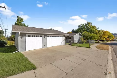 805 Verdale Dr, Spearfish, SD 57783 photo 20