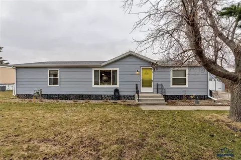 1 Apple Valley Ln, Spearfish, SD 57783 photo 1