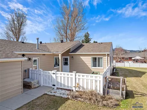 1135 10th St, Spearfish, SD 57783 photo 4