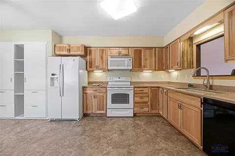 1135 10th St, Spearfish, SD 57783 photo 17