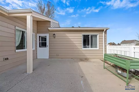 1135 10th St, Spearfish, SD 57783 photo 5