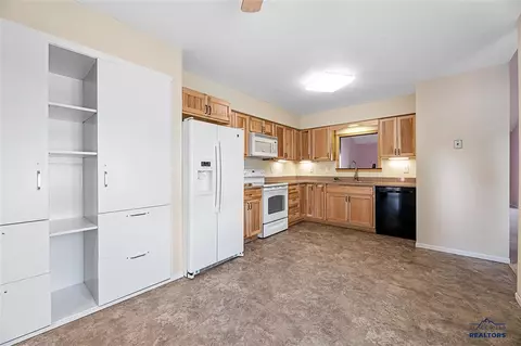 1135 10th St, Spearfish, SD 57783 photo 14
