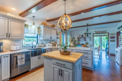 25278 Wittrock Rd, Custer, SD 57730 photo 9