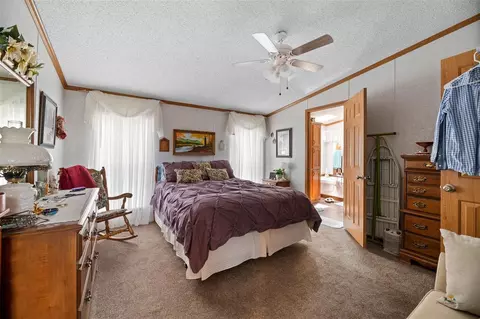 11009 Wells Ln, Belle Fourche, SD 57717 photo 21