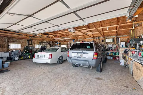 11009 Wells Ln, Belle Fourche, SD 57717 photo 27