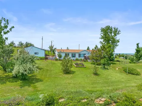 11009 Wells Ln, Belle Fourche, SD 57717 photo 1