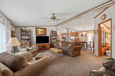 11009 Wells Ln, Belle Fourche, SD 57717 photo 15