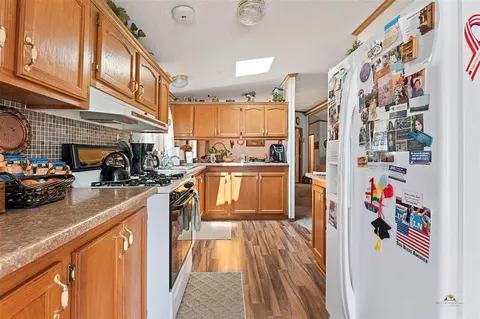 11009 Wells Ln, Belle Fourche, SD 57717 photo 9