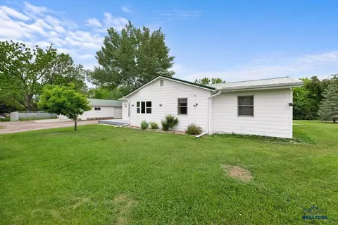 5792 Corbin Dr, Rapid City, SD 57703