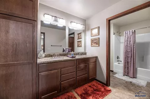 Bath - 316 Peoria St, Spearfish, SD 57783 photo 3 of 3