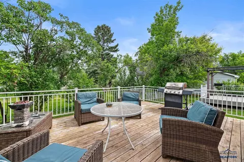 Exterior - 316 Peoria St, Spearfish, SD 57783 photo 3 of 4