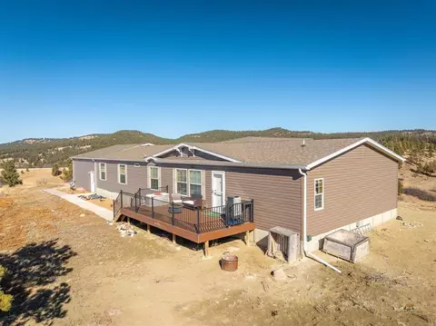 6 Cougar Ridge Rd, Devils Tower, WY 82714