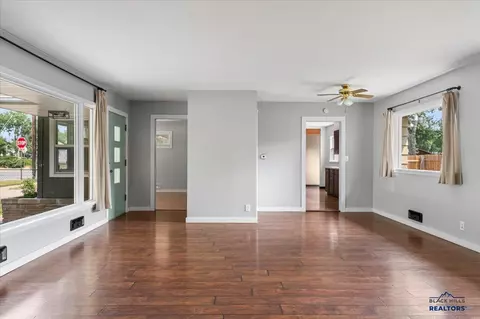 1405 9th Ave, Belle Fourche, SD 57717 photo 31