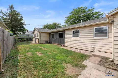 1405 9th Ave, Belle Fourche, SD 57717 photo 18