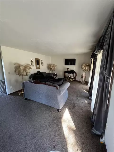 308 Lariat Dr, Spearfish, SD 57783 photo 2