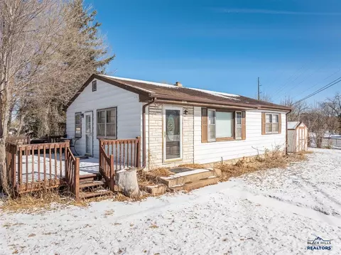 3728 Jackson Blvd, Rapid City, SD 57702